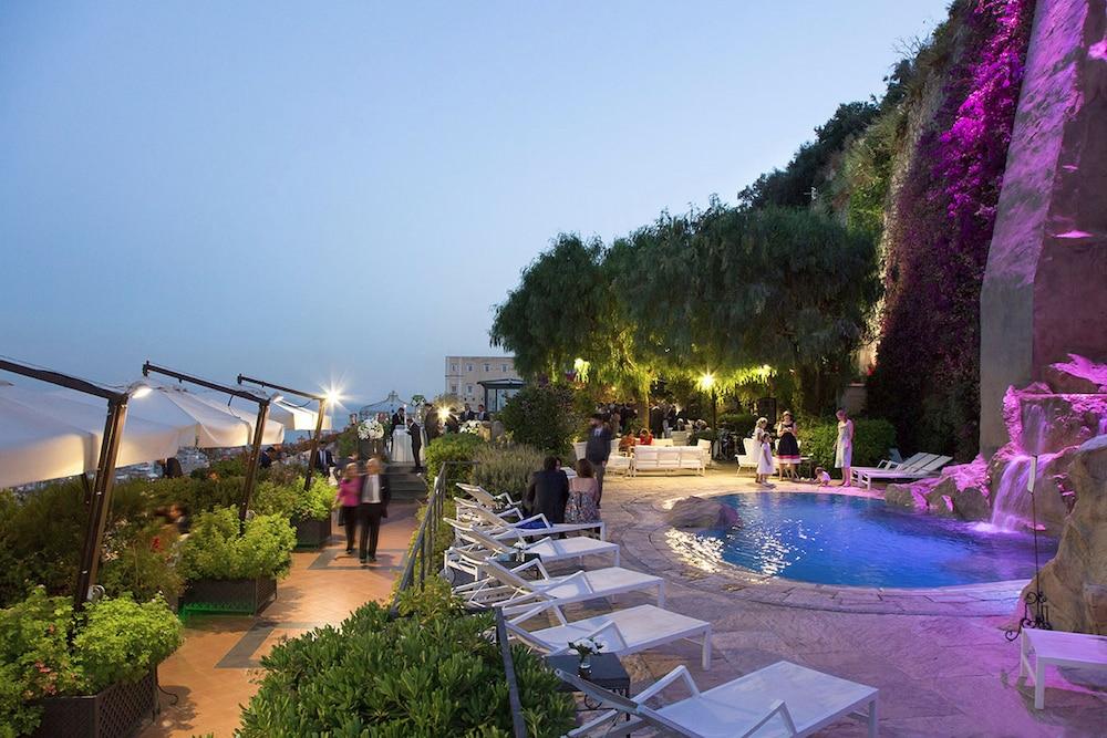Hotel San Francesco al Monte Napoli Esterno foto