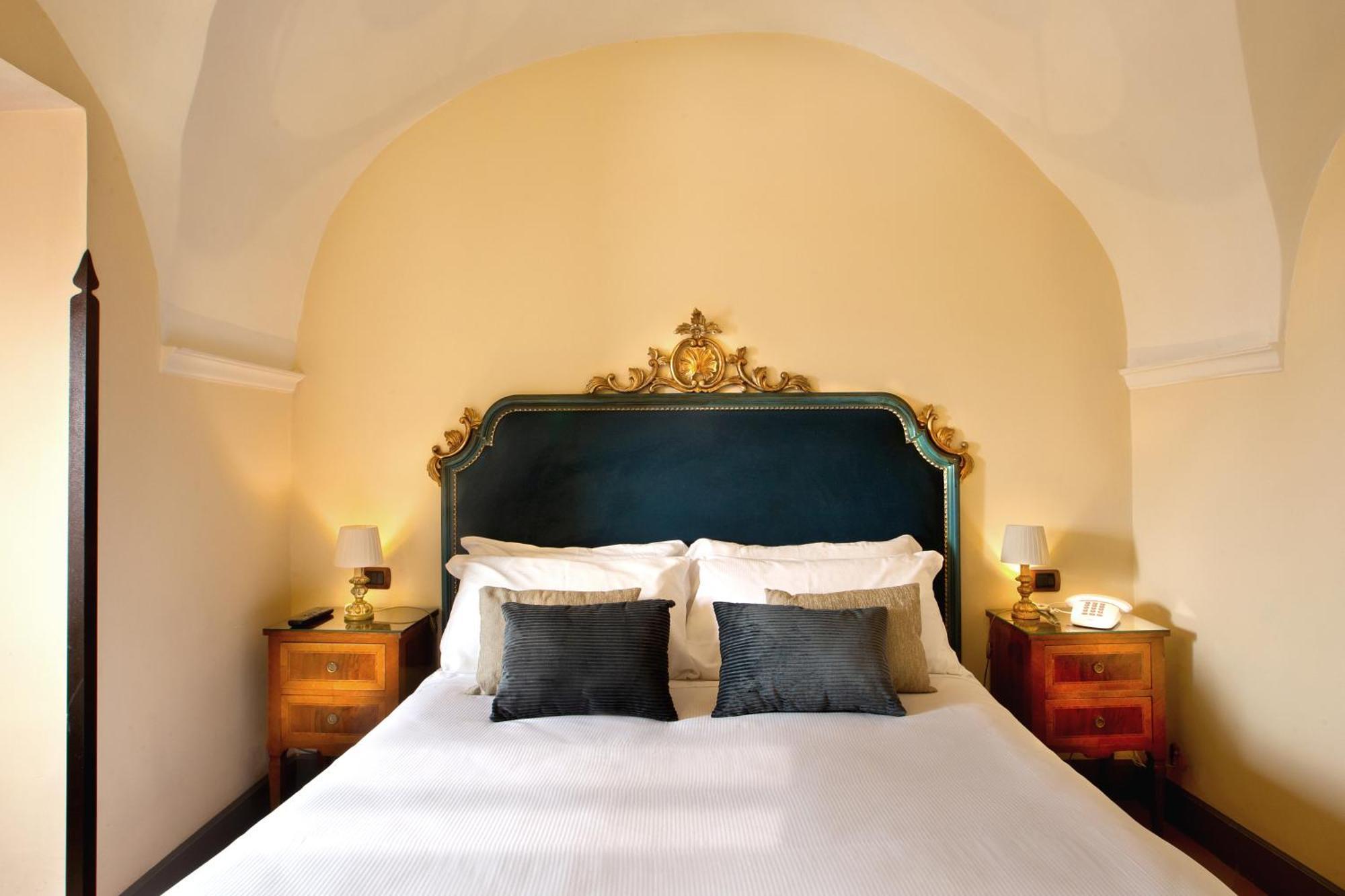 Hotel San Francesco al Monte Napoli Esterno foto