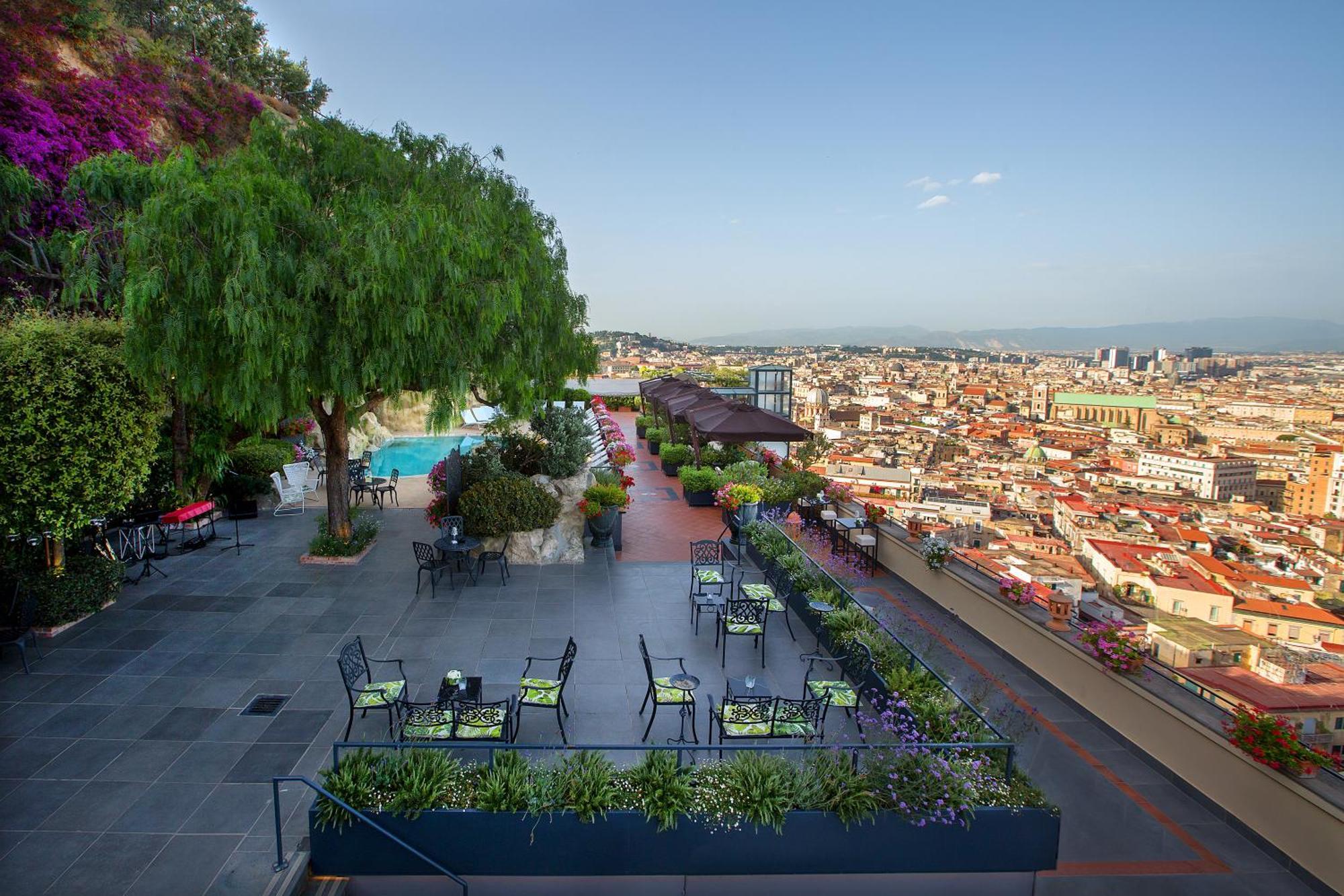 Hotel San Francesco al Monte Napoli Esterno foto