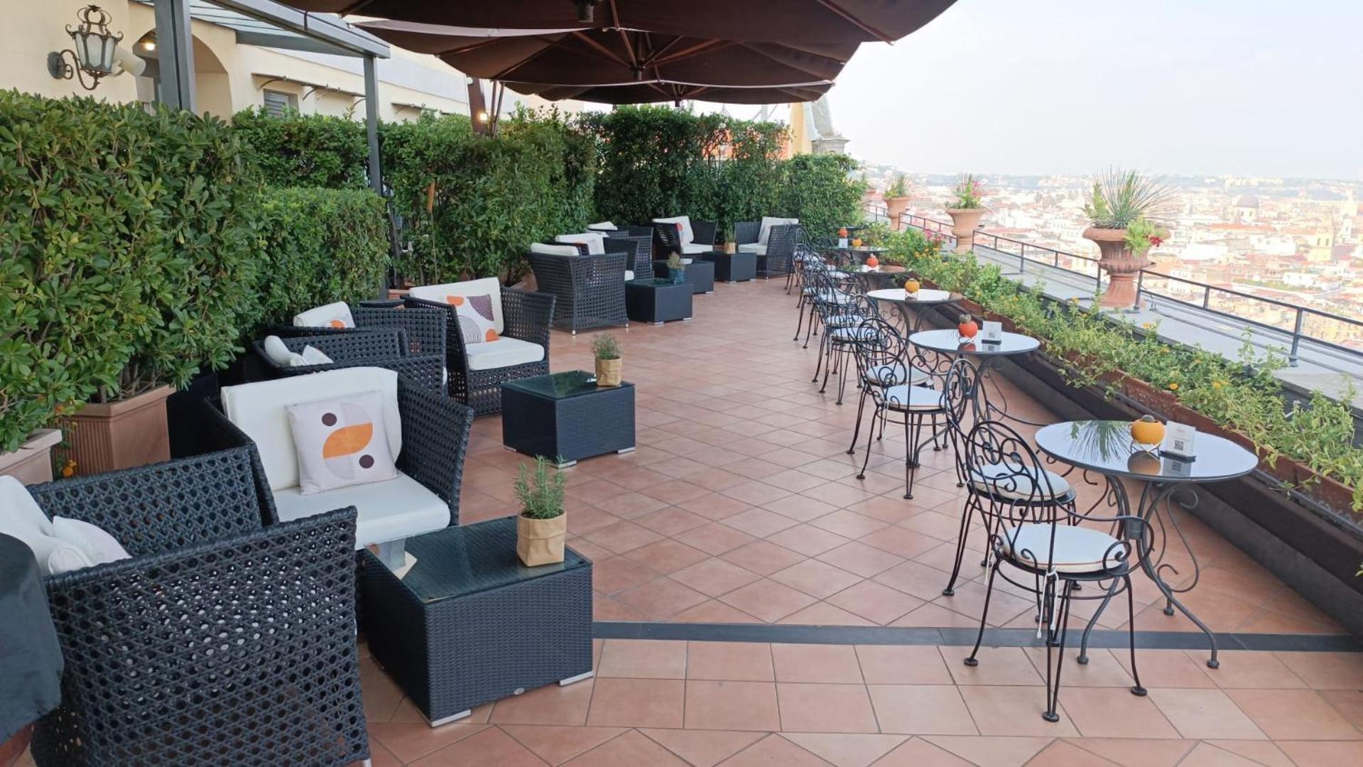 Hotel San Francesco al Monte Napoli Esterno foto