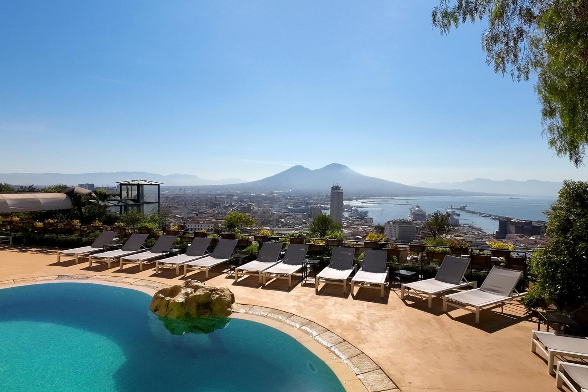 Hotel San Francesco al Monte Napoli Esterno foto
