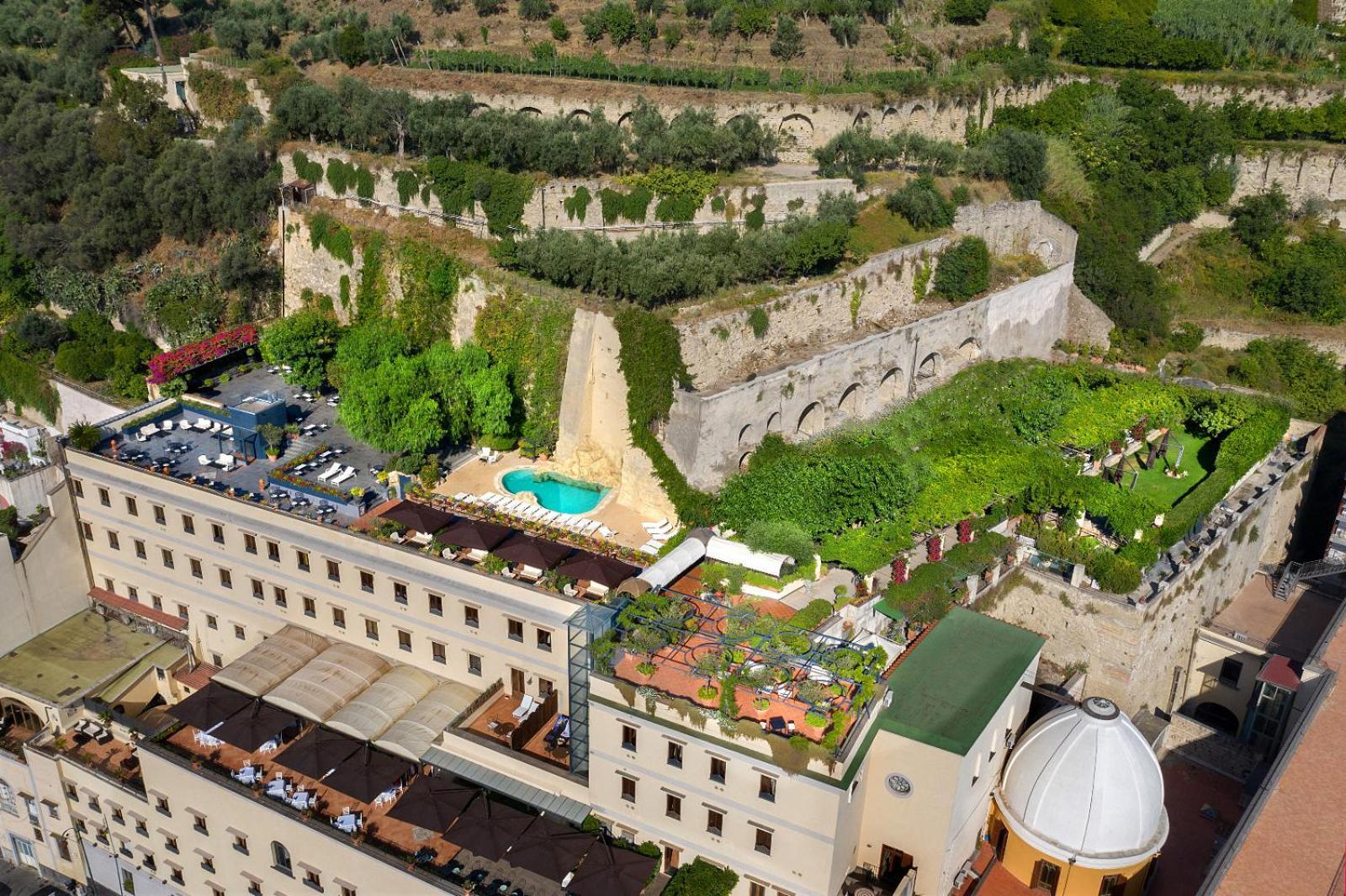 Hotel San Francesco al Monte Napoli Esterno foto